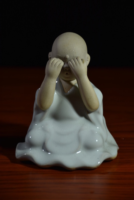 不看（高10厘米寬7厘米顏色玉青）