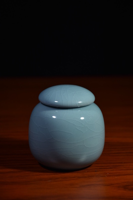明潤(rùn)茶葉罐（高7厘米寬6厘米顏色天青）