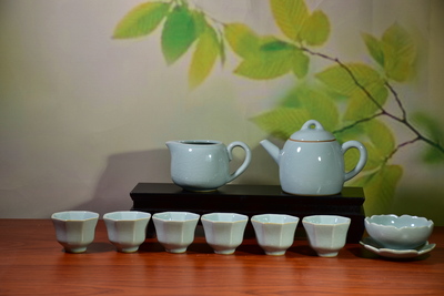 福來運(yùn)轉(zhuǎn)茶具套裝