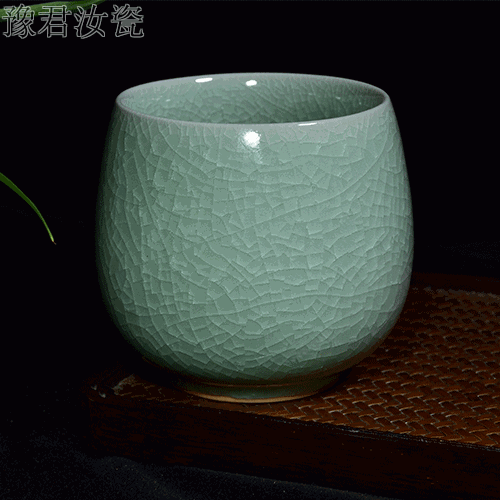 冰裂釉羅漢主人杯